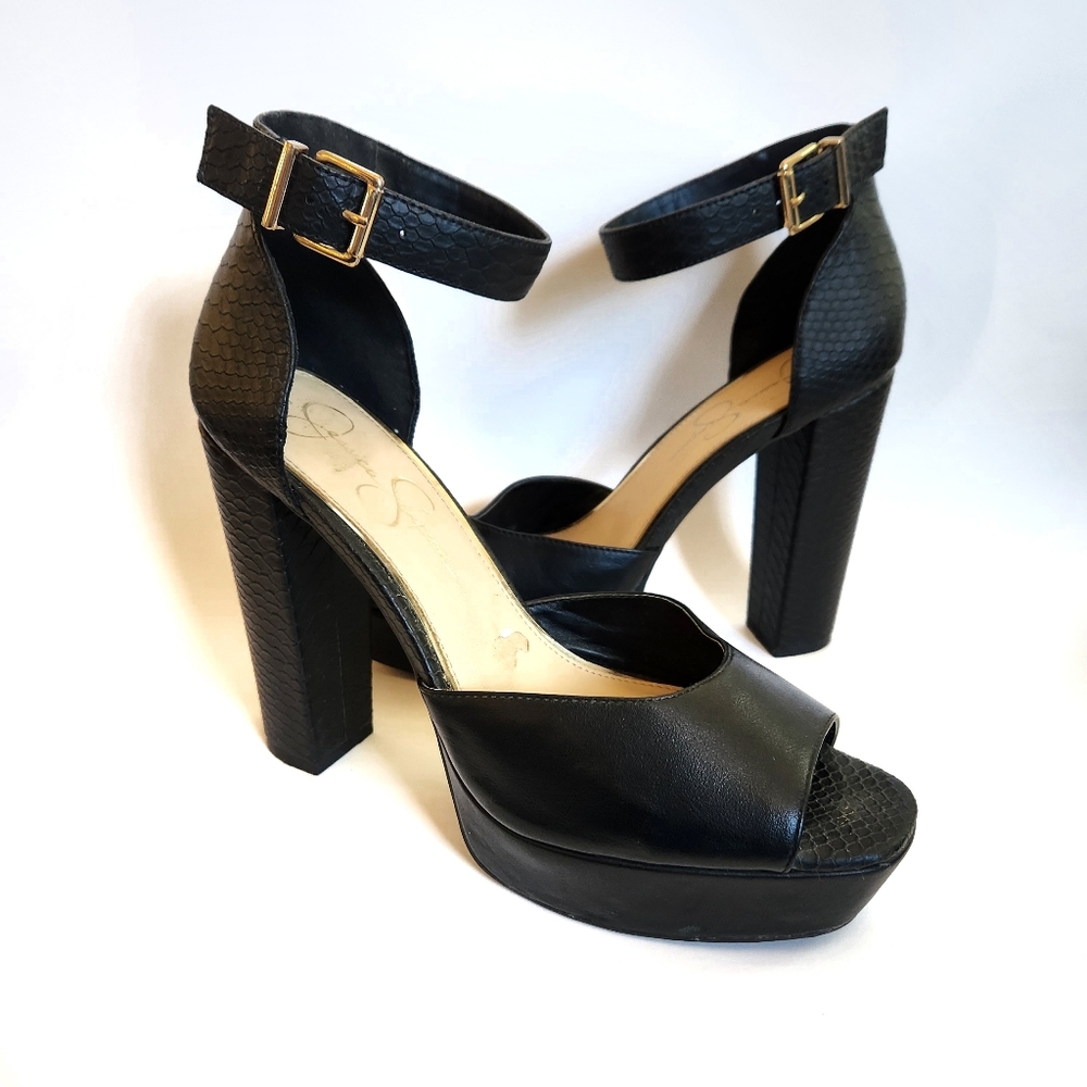 Jessica Simpson Black 5" Heels size 9M